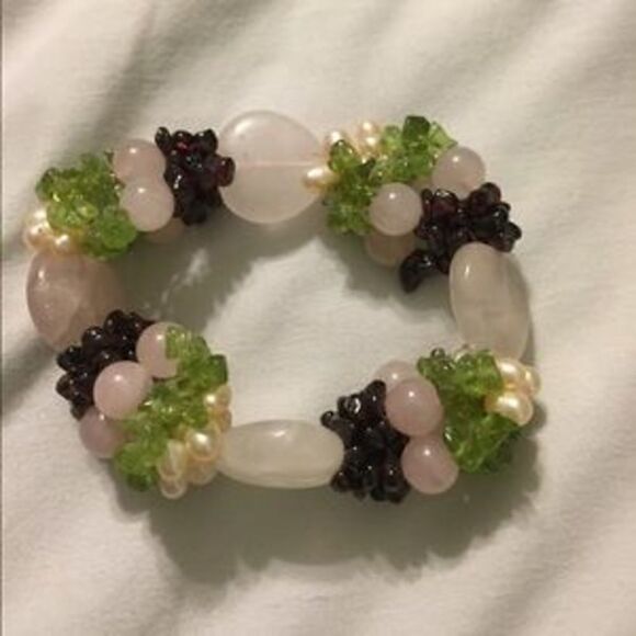 Fun pink, green and purple stretchy bracelet - Picture 1 of 3